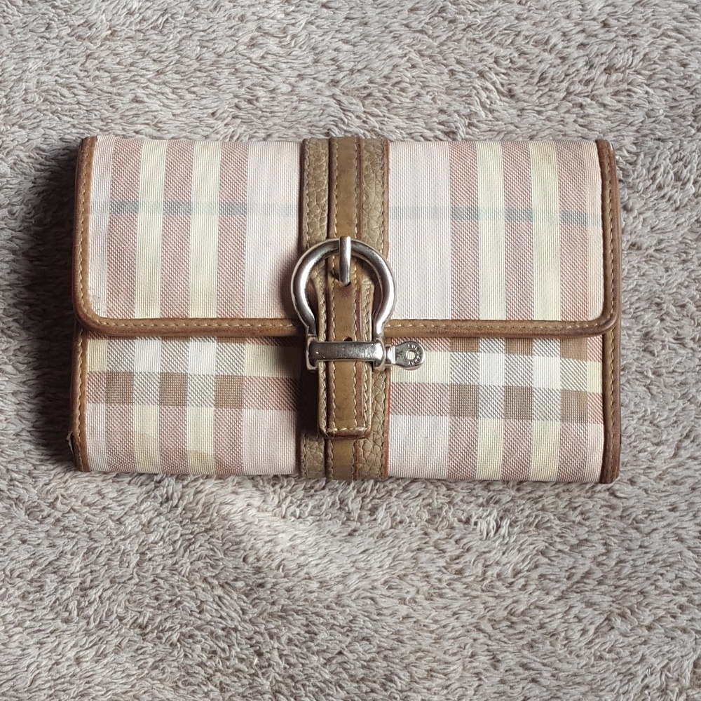 BURBERRY wallet